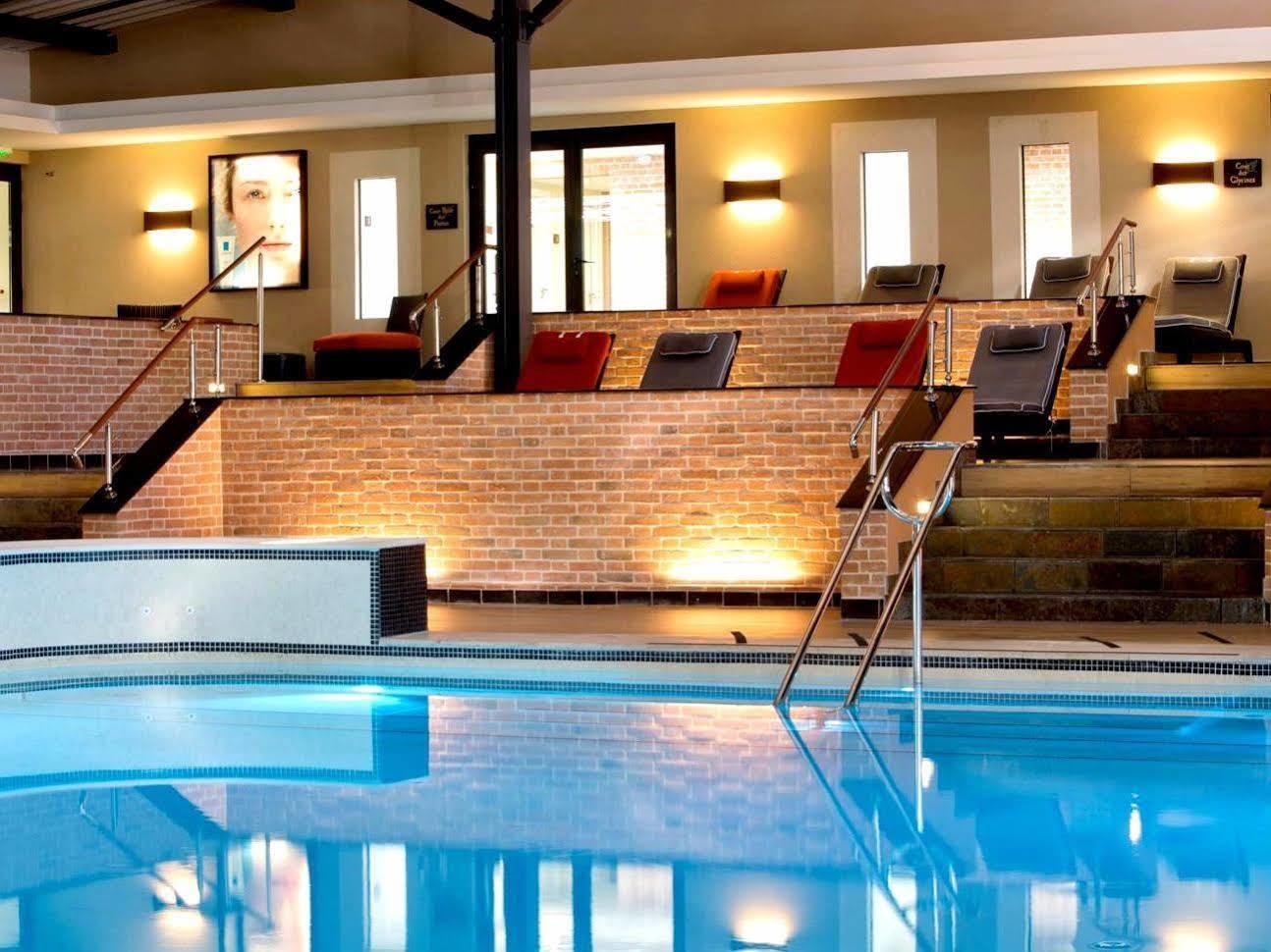 Pleumartin Logis Hotel Saint-Roch المظهر الخارجي الصورة